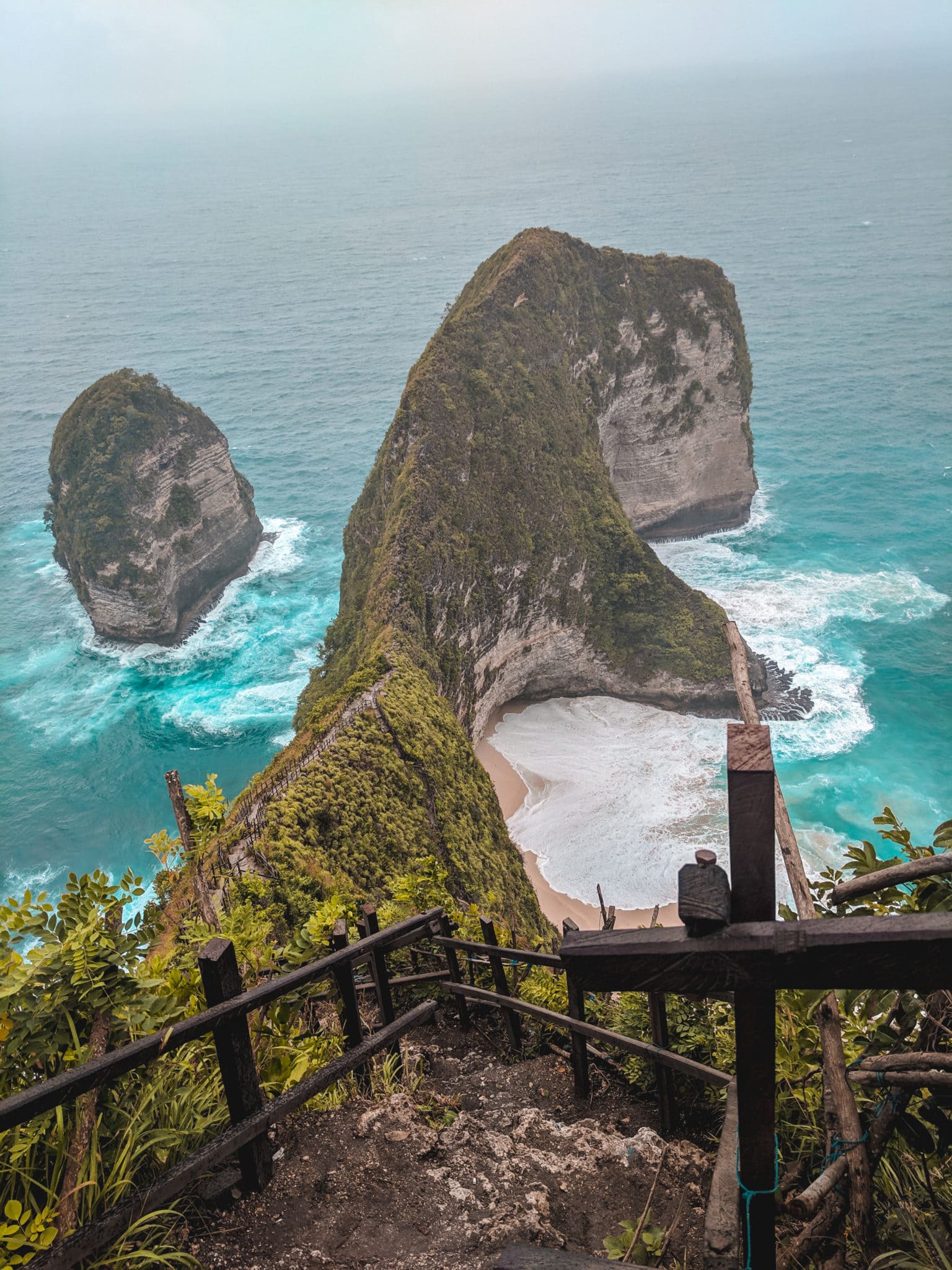 Kelingking beach and hidden cave in Bali, Indonesia