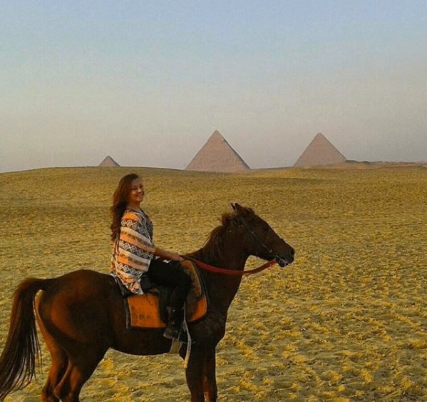 Go for a horse back ride around the Great Pyramids of Egypt - what to do when you teach English in Egypt