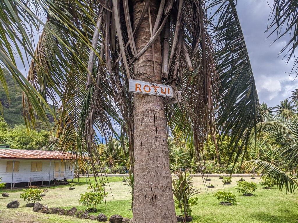 Mount Rotui Hike Trailhead In Moorea