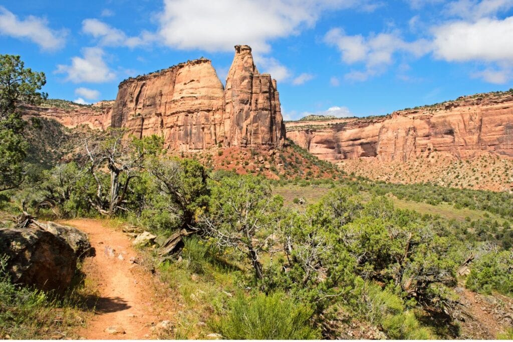 Snow Canyon State Park is one of the prettiest hiking spots in Utah.