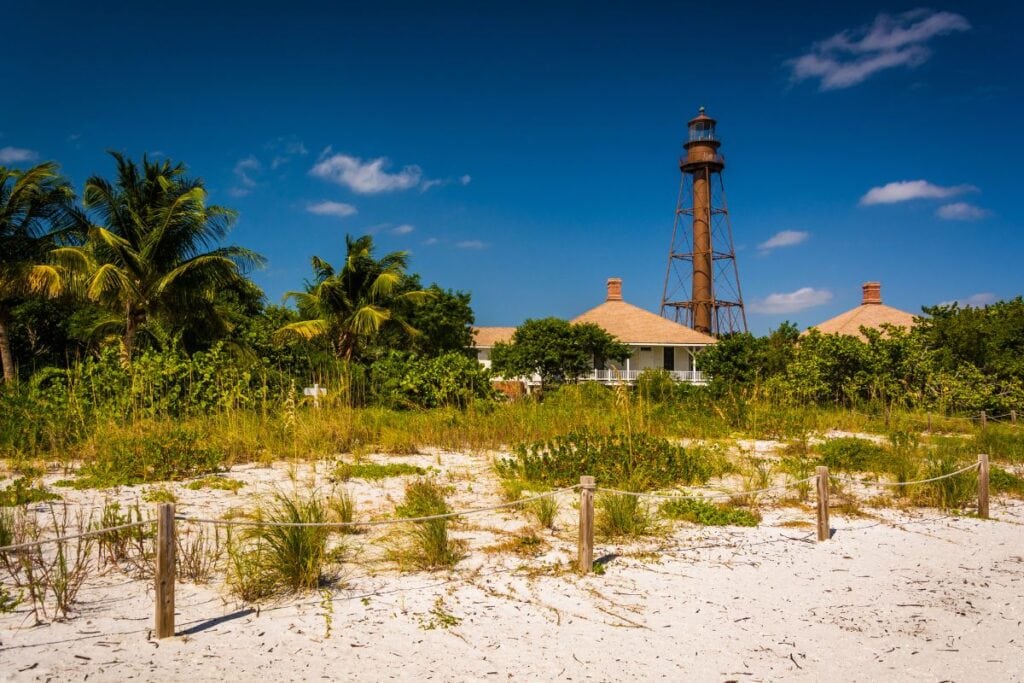 With a 74 livability score and a lower-than-average crime rate, Sanibel is a great place to explore and enjoy. 
