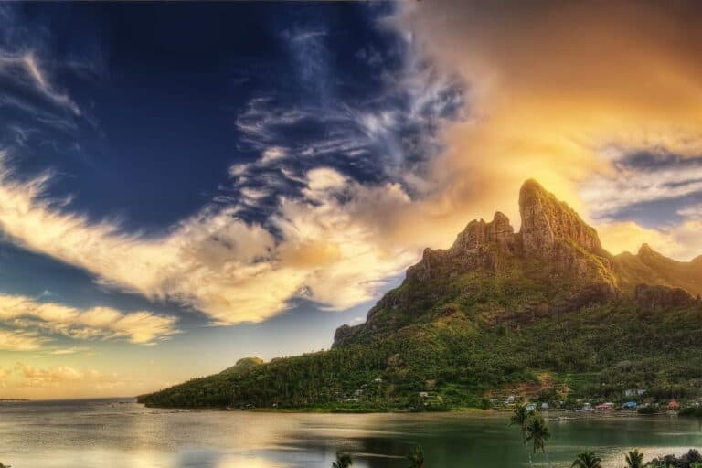 Bora Bora Sunset Cruise: The BEST Tours + What To Expect 2025